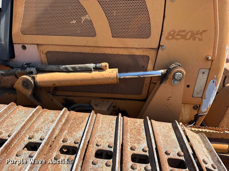 image for item EG8223 2006 Case 850K Series II dozer