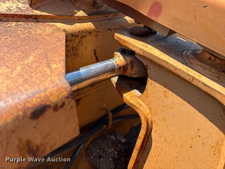 image for item EG8223 2006 Case 850K Series II dozer