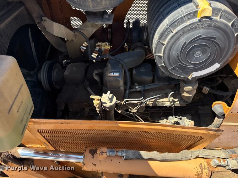 image for item EG8223 2006 Case 850K Series II dozer