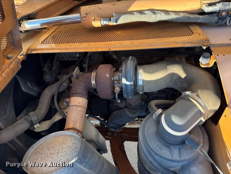 image for item EG8223 2006 Case 850K Series II dozer