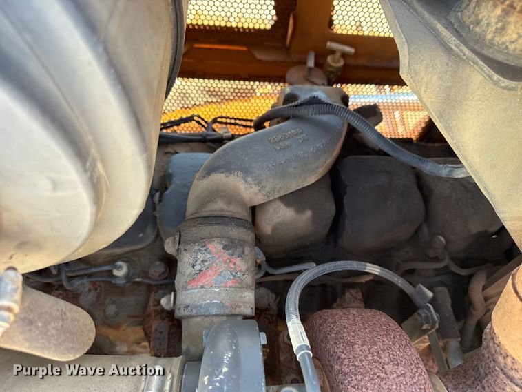 image for item EG8223 2006 Case 850K Series II dozer