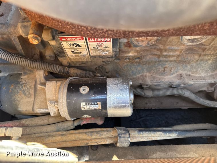 image for item EG8223 2006 Case 850K Series II dozer