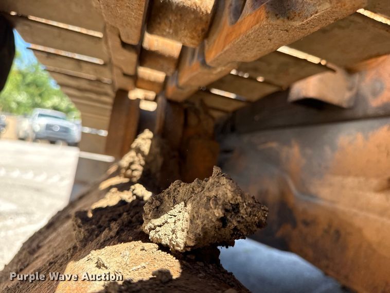 image for item EG8223 2006 Case 850K Series II dozer