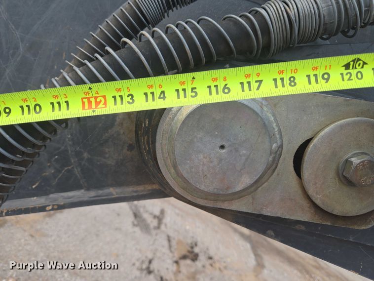 image for item EG8224 2009 John Deere 200D LC excavator