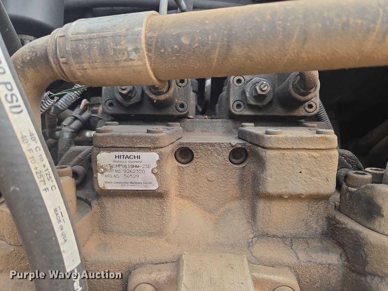 image for item EG8224 2009 John Deere 200D LC excavator