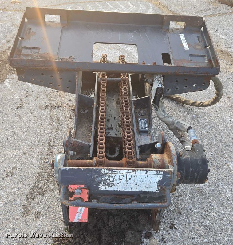 image for item EG8225 Bobcat Drop Hammer skid steer breaker