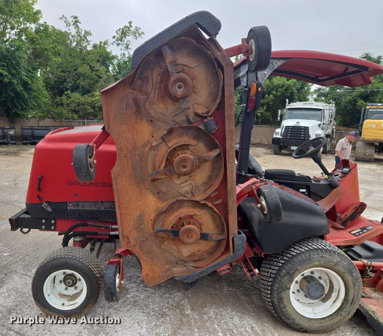 image for item EG8227 Toro Groundsmaster 5900 lawn mower