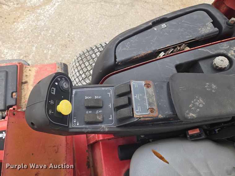 image for item EG8227 Toro Groundsmaster 5900 lawn mower