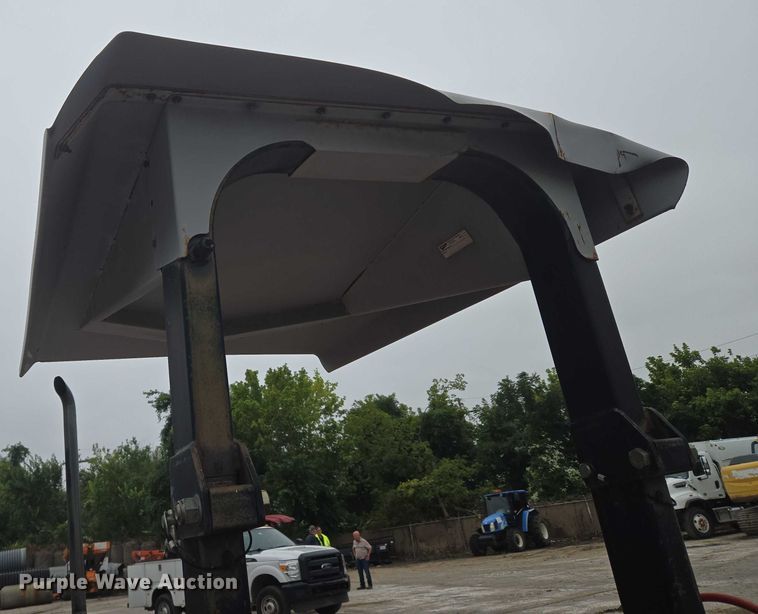 image for item EG8228 Massey Ferguson 243 tractor