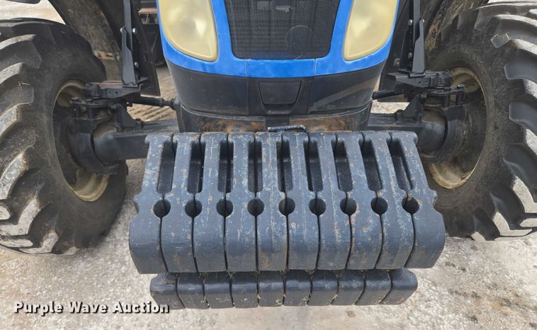 image for item EG8229 2010 New Holland T5060 MFWD tractor