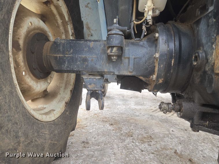 image for item EG8229 2010 New Holland T5060 MFWD tractor