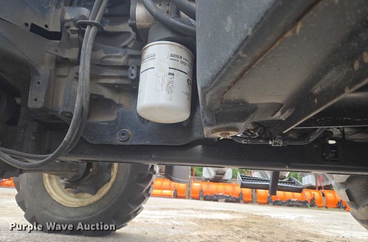 image for item EG8229 2010 New Holland T5060 MFWD tractor