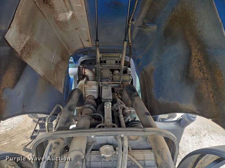 image for item EG8229 2010 New Holland T5060 MFWD tractor