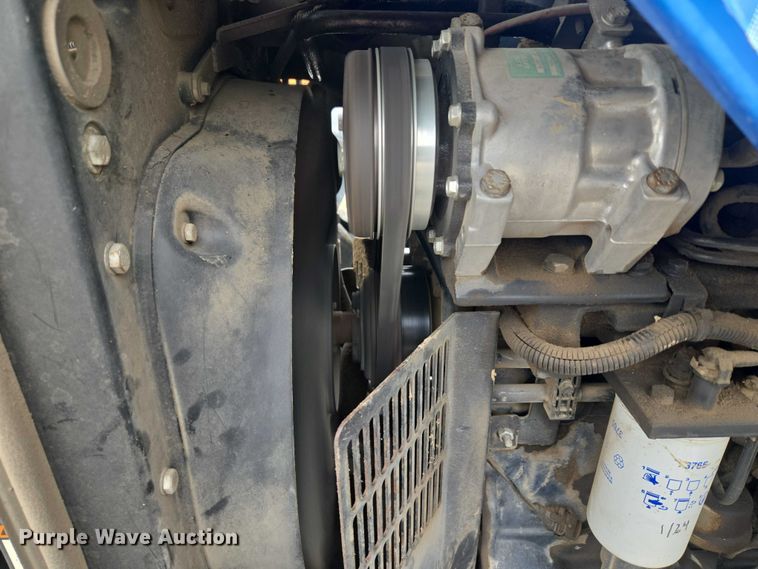 image for item EG8229 2010 New Holland T5060 MFWD tractor