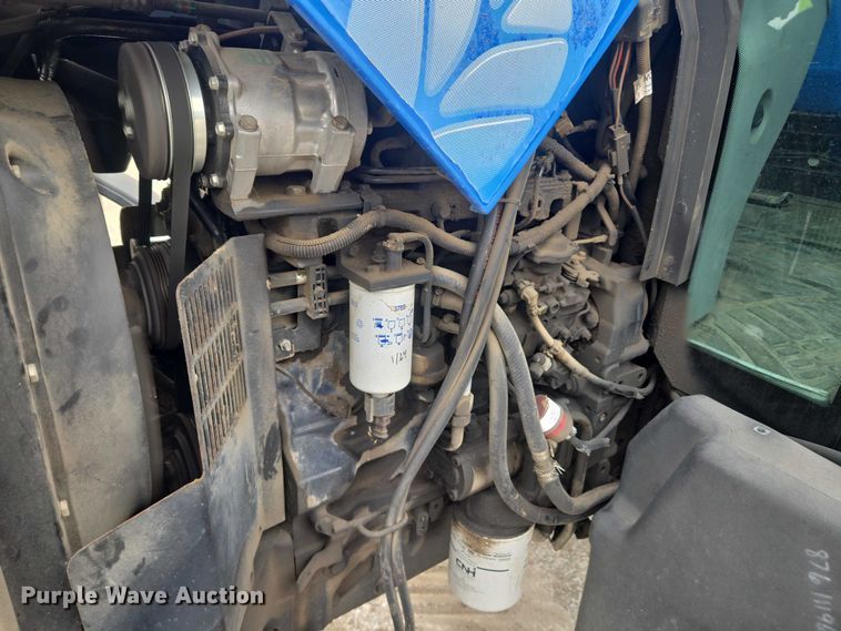 image for item EG8229 2010 New Holland T5060 MFWD tractor