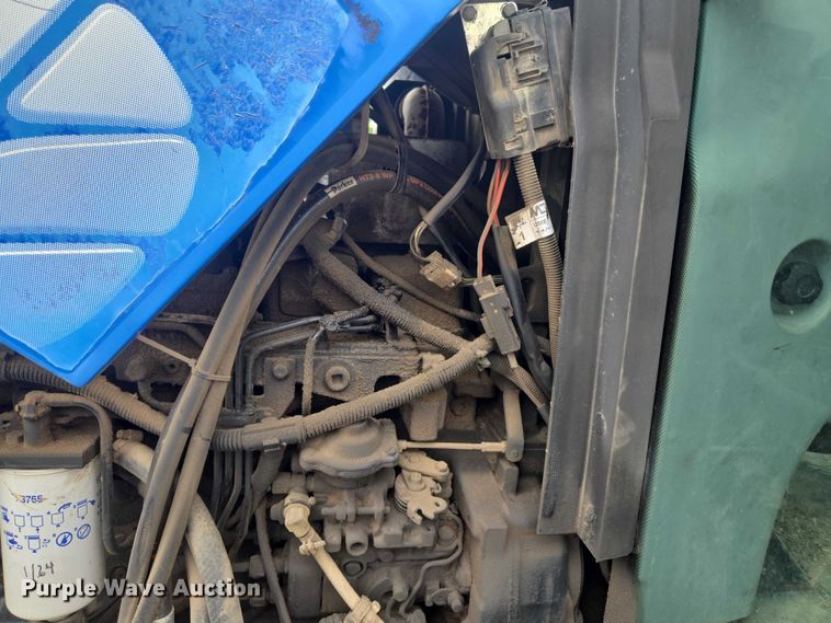 image for item EG8229 2010 New Holland T5060 MFWD tractor