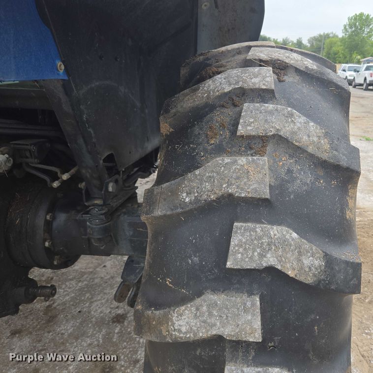 image for item EG8229 2010 New Holland T5060 MFWD tractor