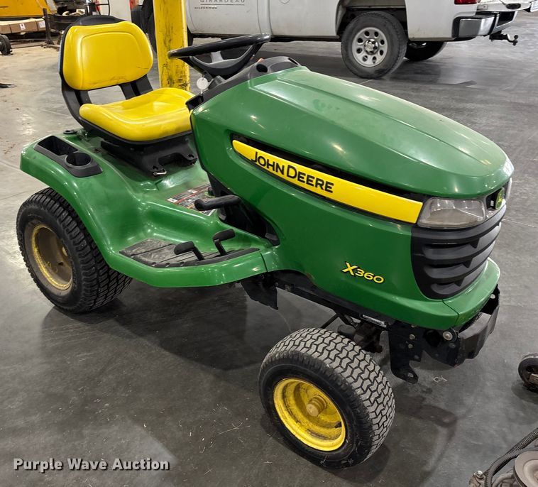 image for item EJ7651 2009 John Deere X360 lawn mower