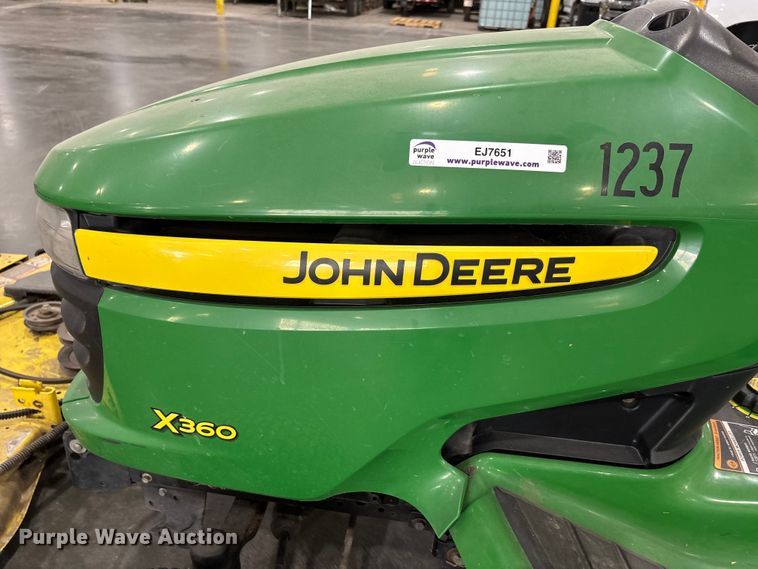 image for item EJ7651 2009 John Deere X360 lawn mower
