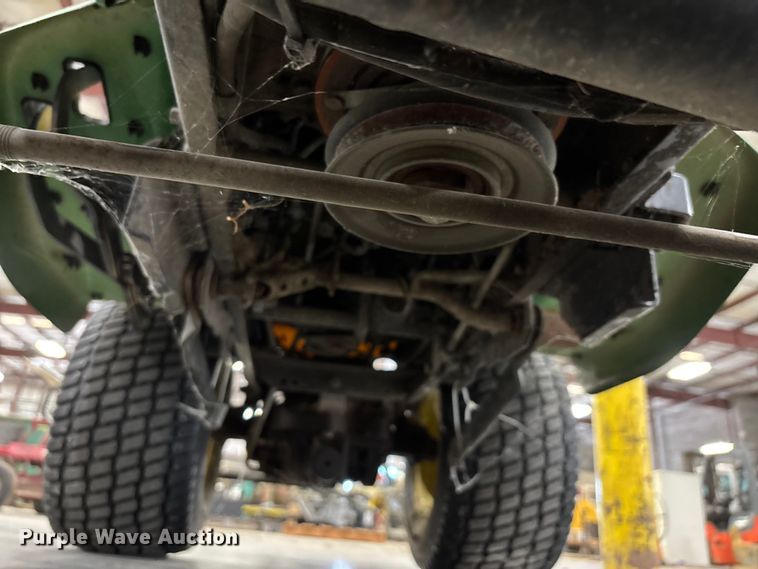 image for item EJ7651 2009 John Deere X360 lawn mower