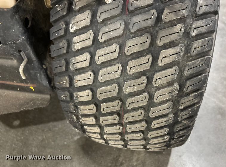 image for item EJ7651 2009 John Deere X360 lawn mower