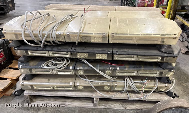 image for item EJ7653 Emergency equipment