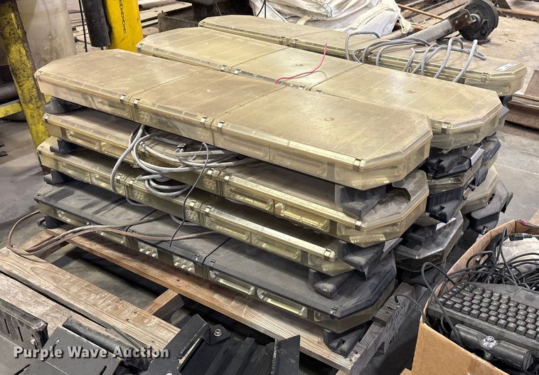 image for item EJ7653 Emergency equipment