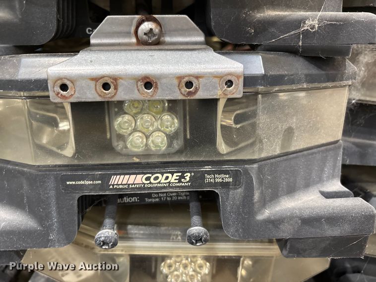 image for item EJ7653 Emergency equipment