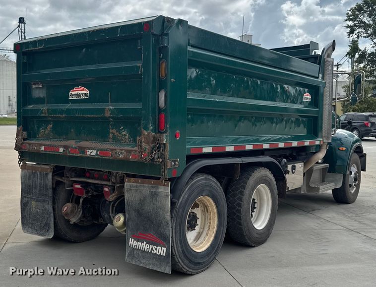 image for item EM2317 2010 Peterbilt 340 dump truck