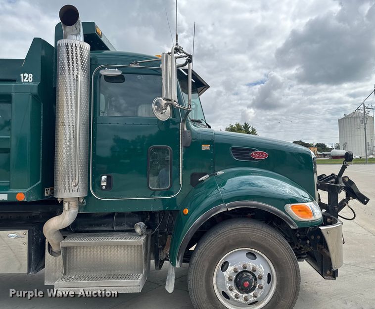 image for item EM2317 2010 Peterbilt 340 dump truck