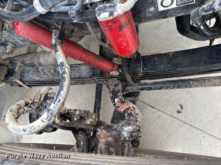 image for item EM2317 2010 Peterbilt 340 dump truck