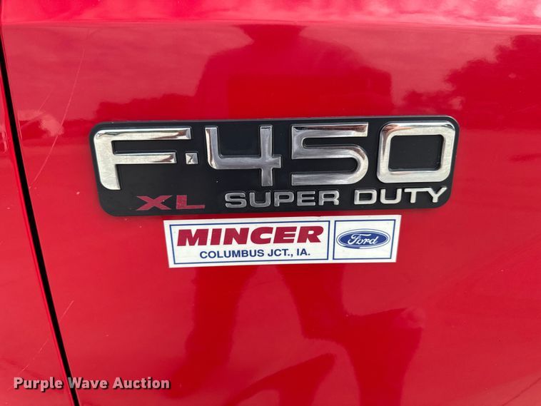 image for item EM2319 2000 Ford F450 Super Duty  flatbed truck