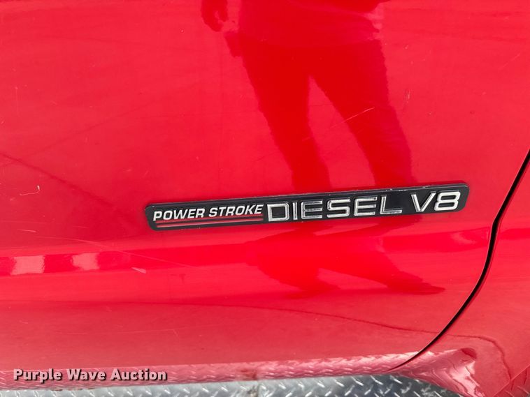 image for item EM2319 2000 Ford F450 Super Duty  flatbed truck