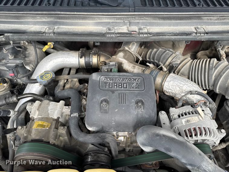 image for item EM2319 2000 Ford F450 Super Duty  flatbed truck