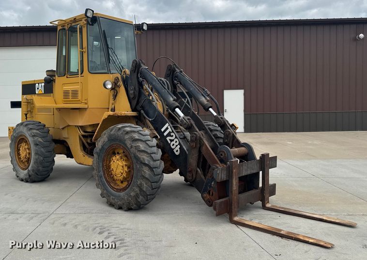 CARGADOR FRONTAL 1992 CATERPILLAR IT28B