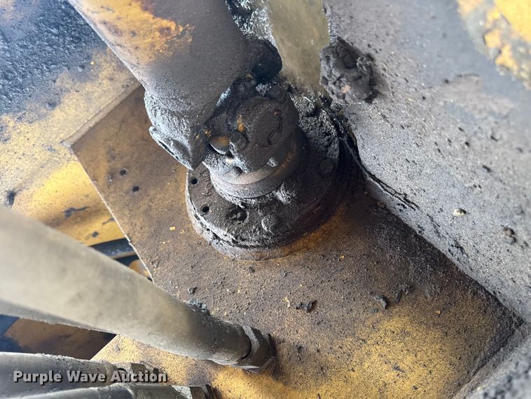 image for item EM2320 1992 Caterpillar IT28B wheel loader