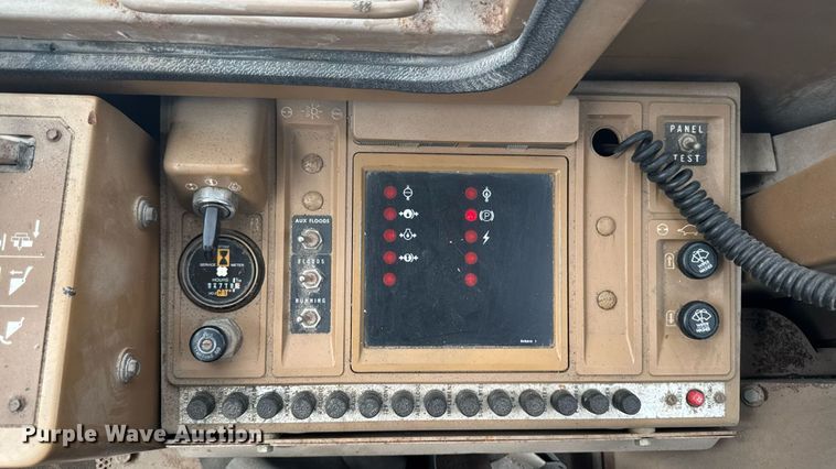 image for item EM2320 1992 Caterpillar IT28B wheel loader