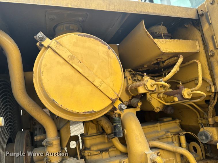 image for item EM2320 1992 Caterpillar IT28B wheel loader