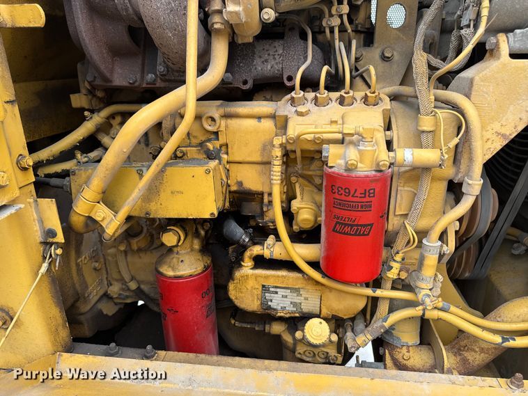 image for item EM2320 1992 Caterpillar IT28B wheel loader