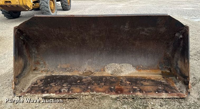 image for item EM2320 1992 Caterpillar IT28B wheel loader