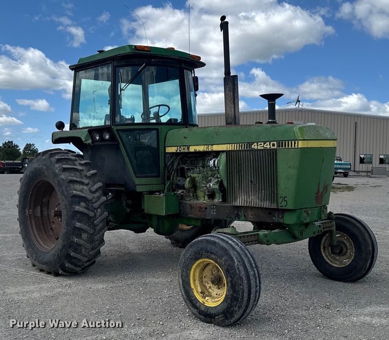 image for item EM2324 John Deere 4240H tractor