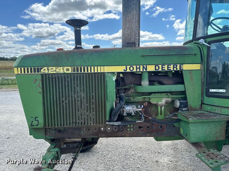 image for item EM2324 John Deere 4240H tractor