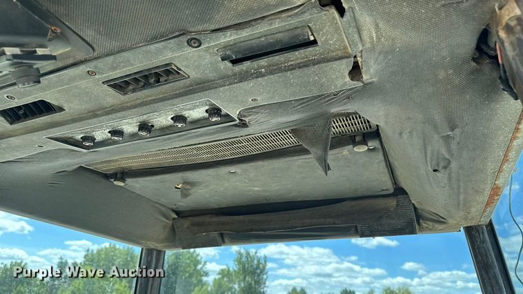 image for item EM2324 John Deere 4240H tractor