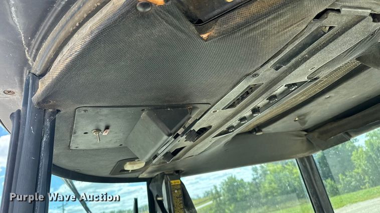 image for item EM2324 John Deere 4240H tractor