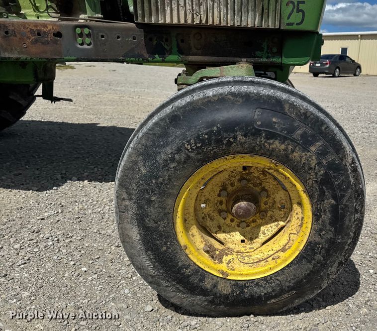 image for item EM2324 John Deere 4240H tractor