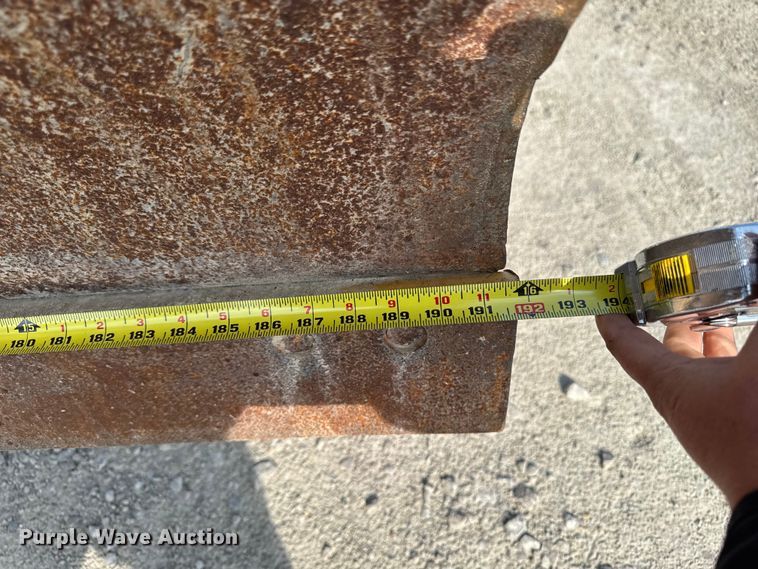 image for item EM2346 Caterpillar 140H motor grader