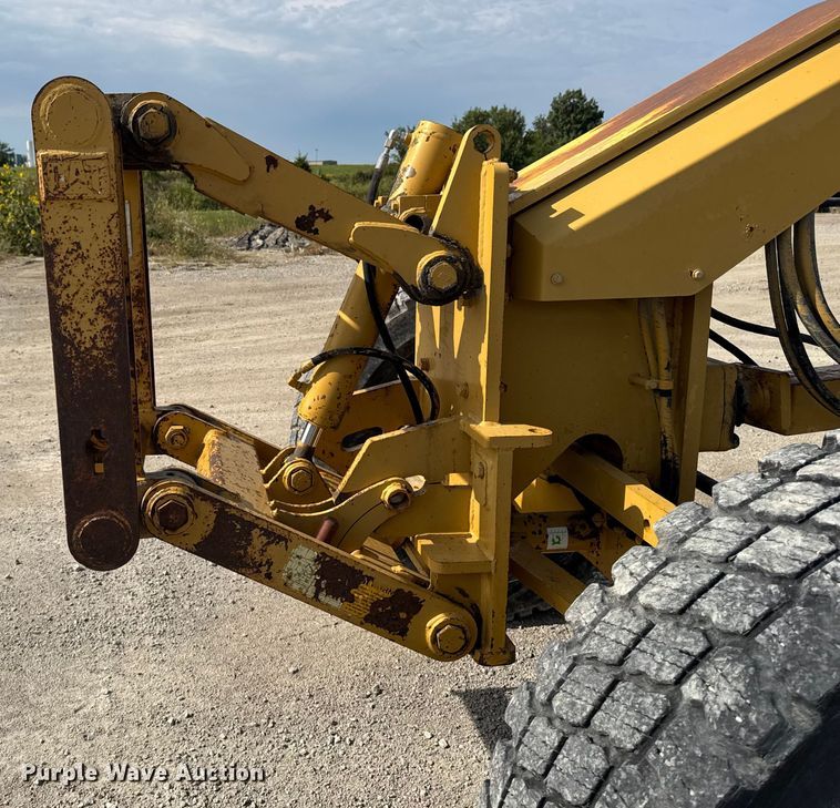 image for item EM2346 Caterpillar 140H motor grader