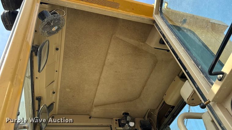 image for item EM2346 Caterpillar 140H motor grader