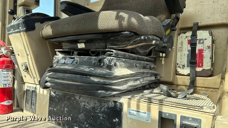 image for item EM2346 Caterpillar 140H motor grader