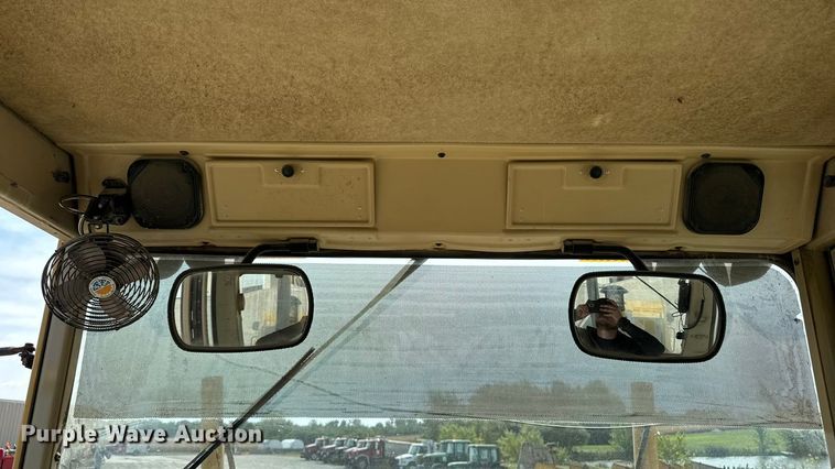 image for item EM2346 Caterpillar 140H motor grader